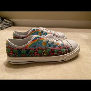 Men’s canvas Dead shoes NWOT